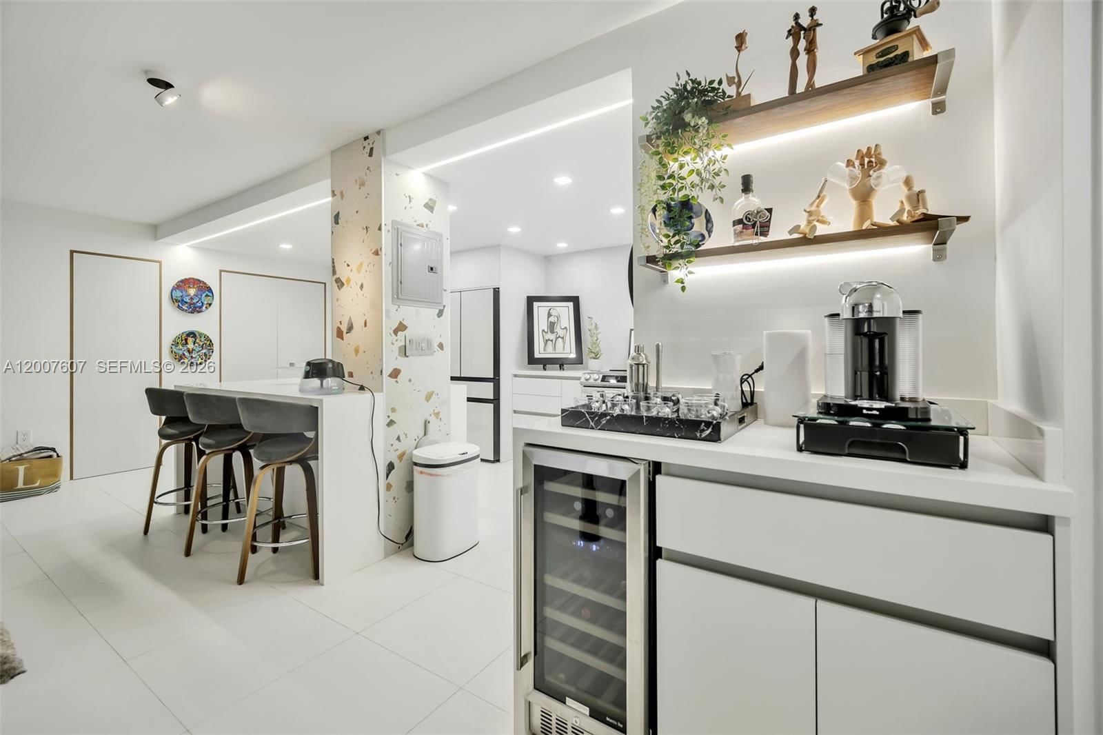 Real estate property located at 6801 Indian Creek Dr #304, Miami-dade, Boston Plaza Condo, Miami Beach, FL