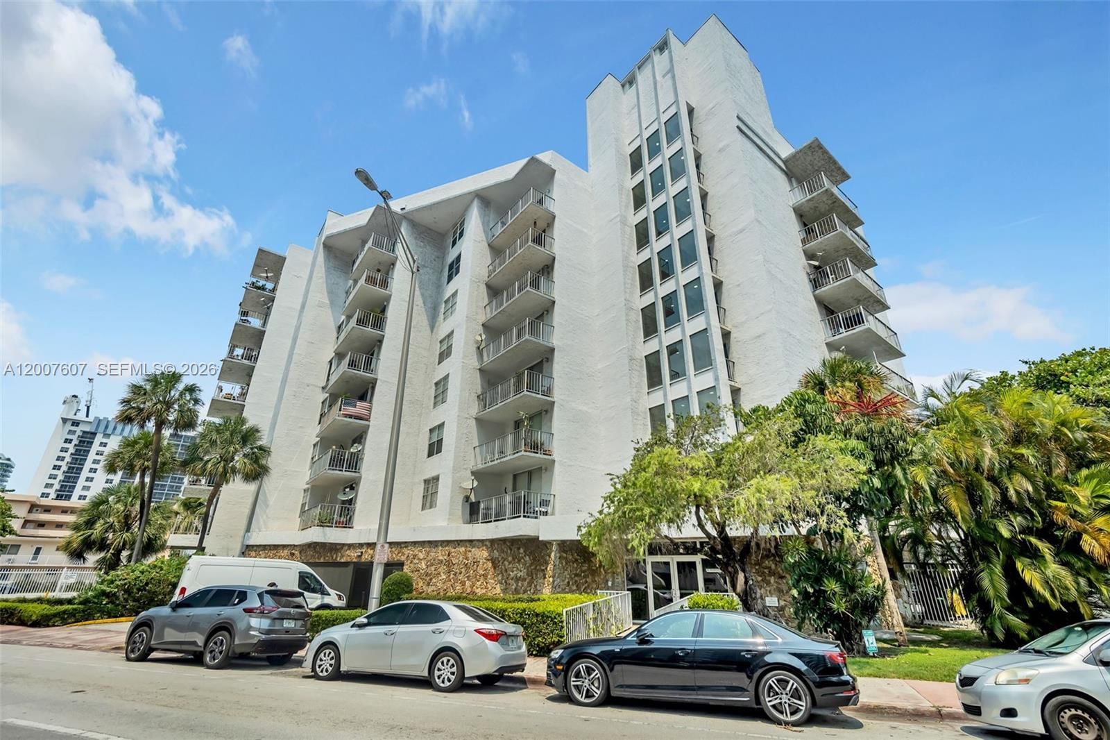 Real estate property located at 6801 Indian Creek Dr #304, Miami-dade, Boston Plaza Condo, Miami Beach, FL