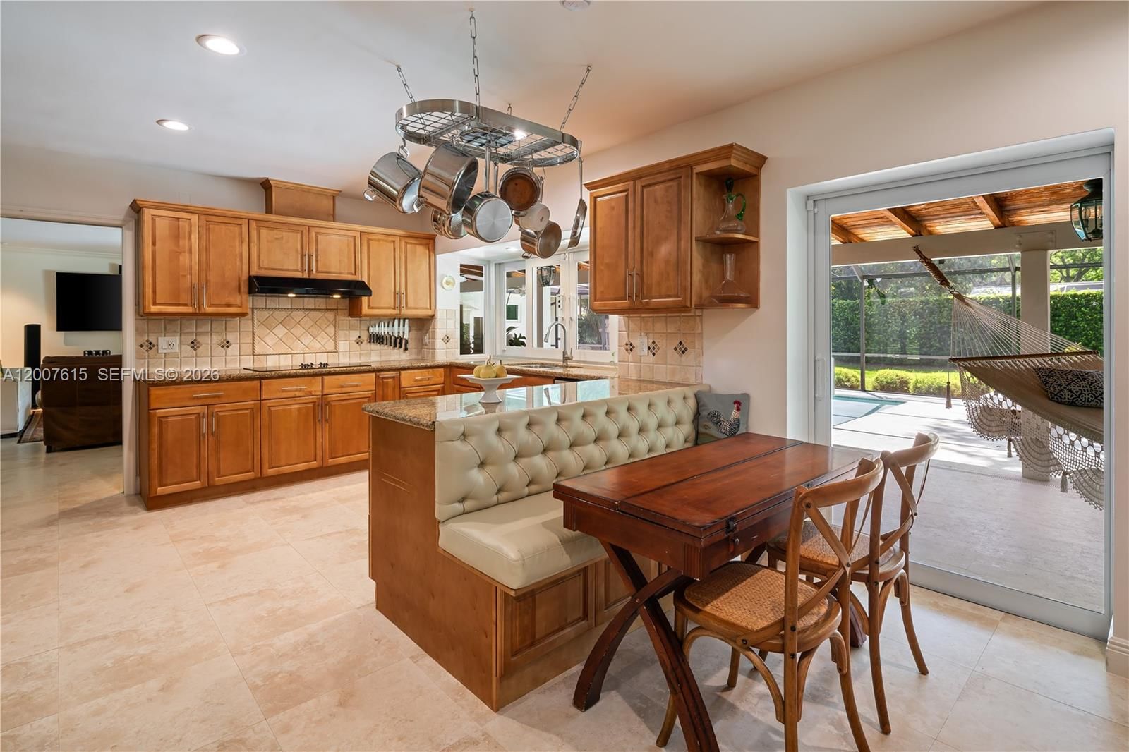 Real estate property located at 16032 74th Pl, Miami-dade, Paris Manor East, Palmetto Bay, FL