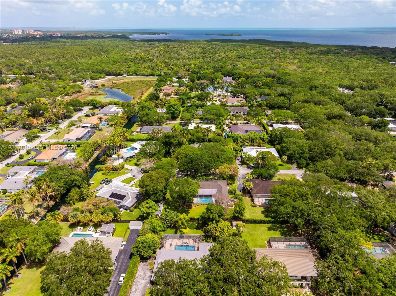 Real estate property located at 16032 74th Pl, Miami-dade, Paris Manor East, Palmetto Bay, FL