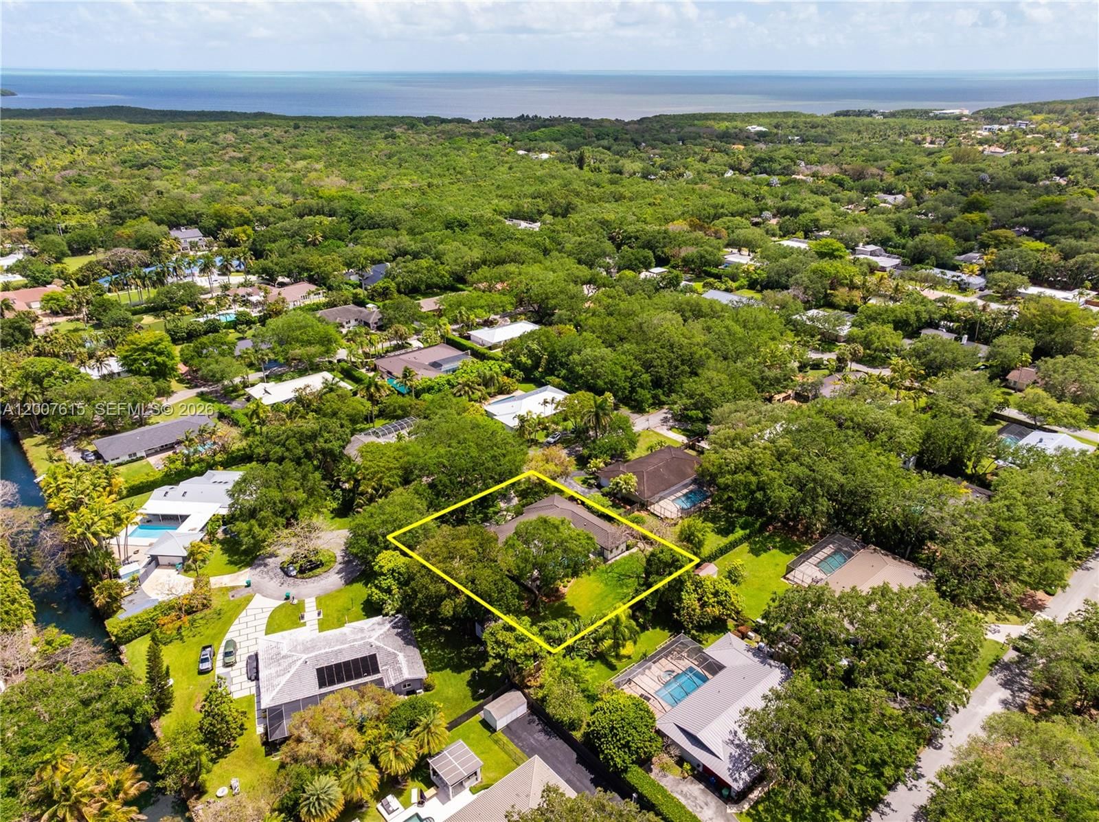 Real estate property located at 16032 74th Pl, Miami-dade, Paris Manor East, Palmetto Bay, FL