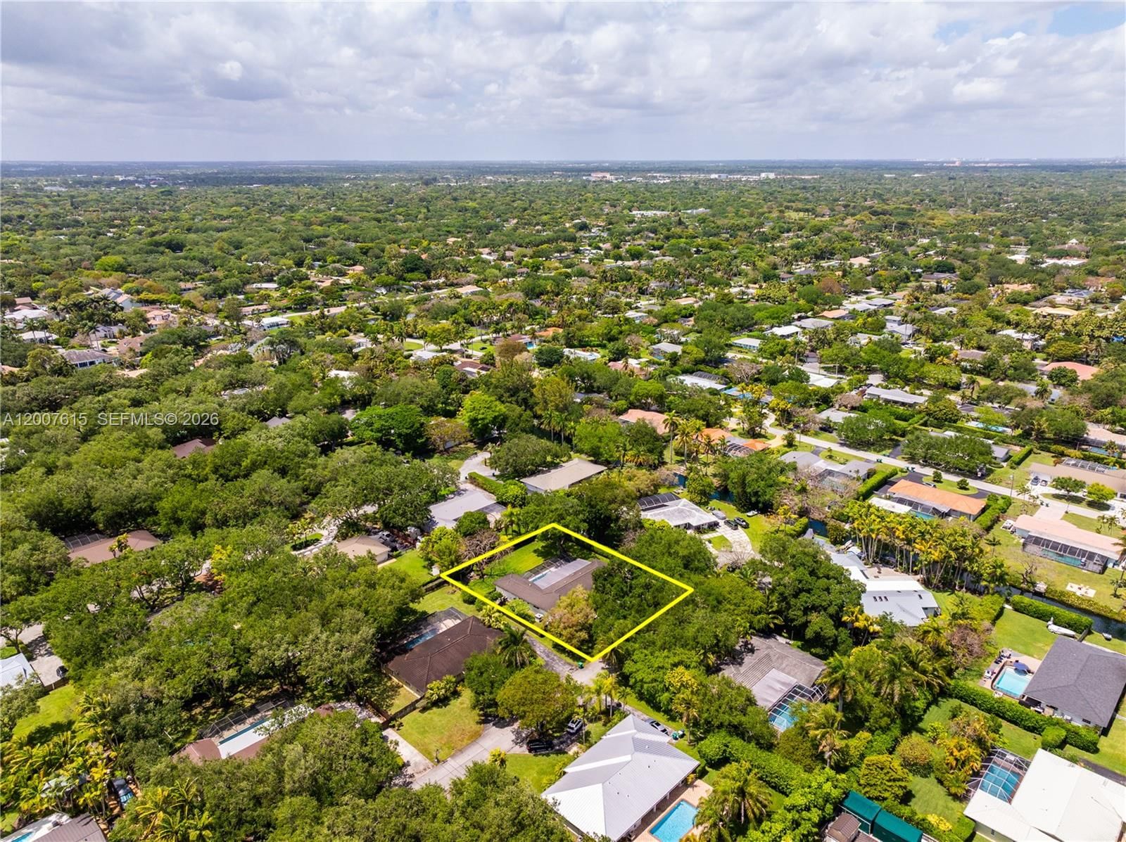 Real estate property located at 16032 74th Pl, Miami-dade, Paris Manor East, Palmetto Bay, FL