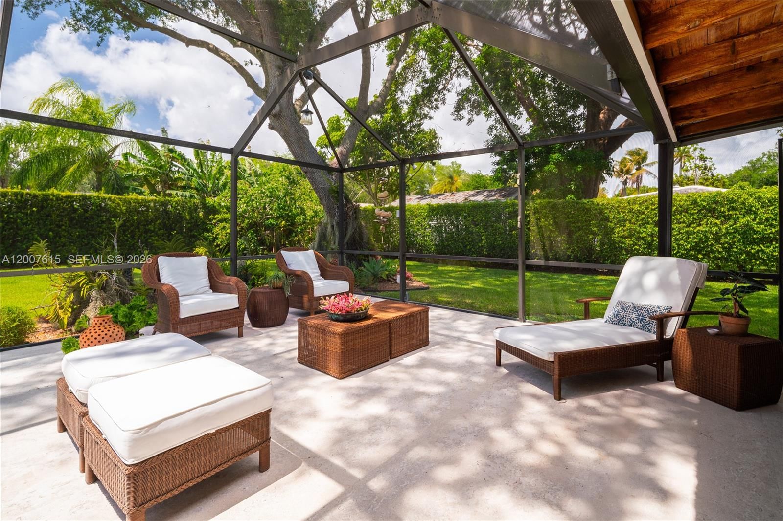 Real estate property located at 16032 74th Pl, Miami-dade, Paris Manor East, Palmetto Bay, FL