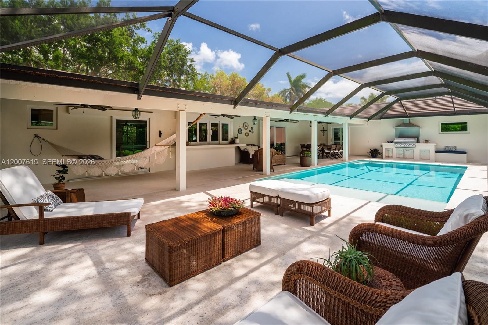 Real estate property located at 16032 74th Pl, Miami-dade, Paris Manor East, Palmetto Bay, FL