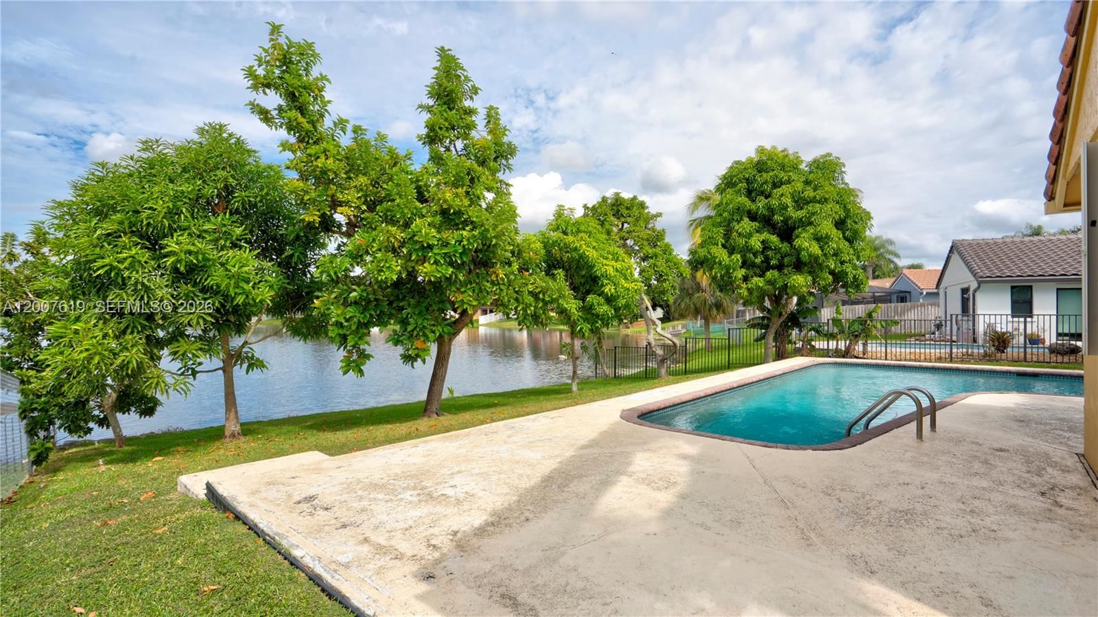 Real estate property located at 6255 Hawkes Bluff Ave, Broward, Waverly Hundred, Davie, FL