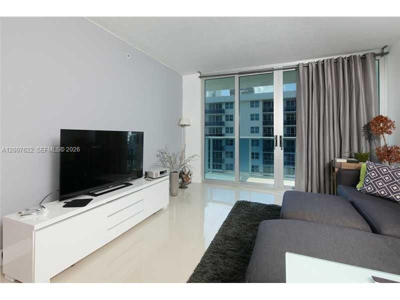 Real estate property located at 7501 Treasure Dr #8C, Miami-dade, Treasures On The Bay Ii C, North Bay Village, FL