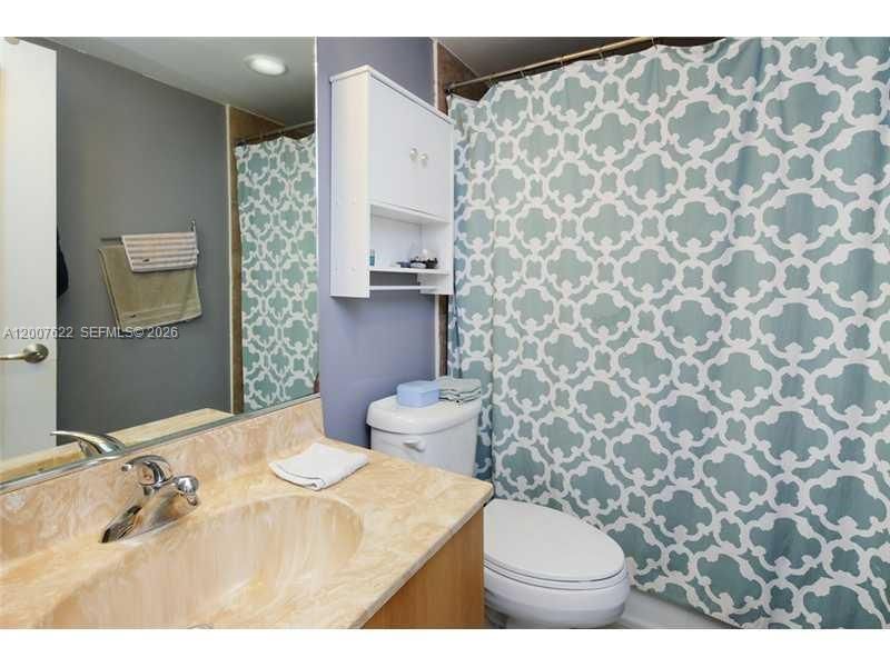 Real estate property located at 7501 Treasure Dr #8C, Miami-dade, Treasures On The Bay Ii C, North Bay Village, FL