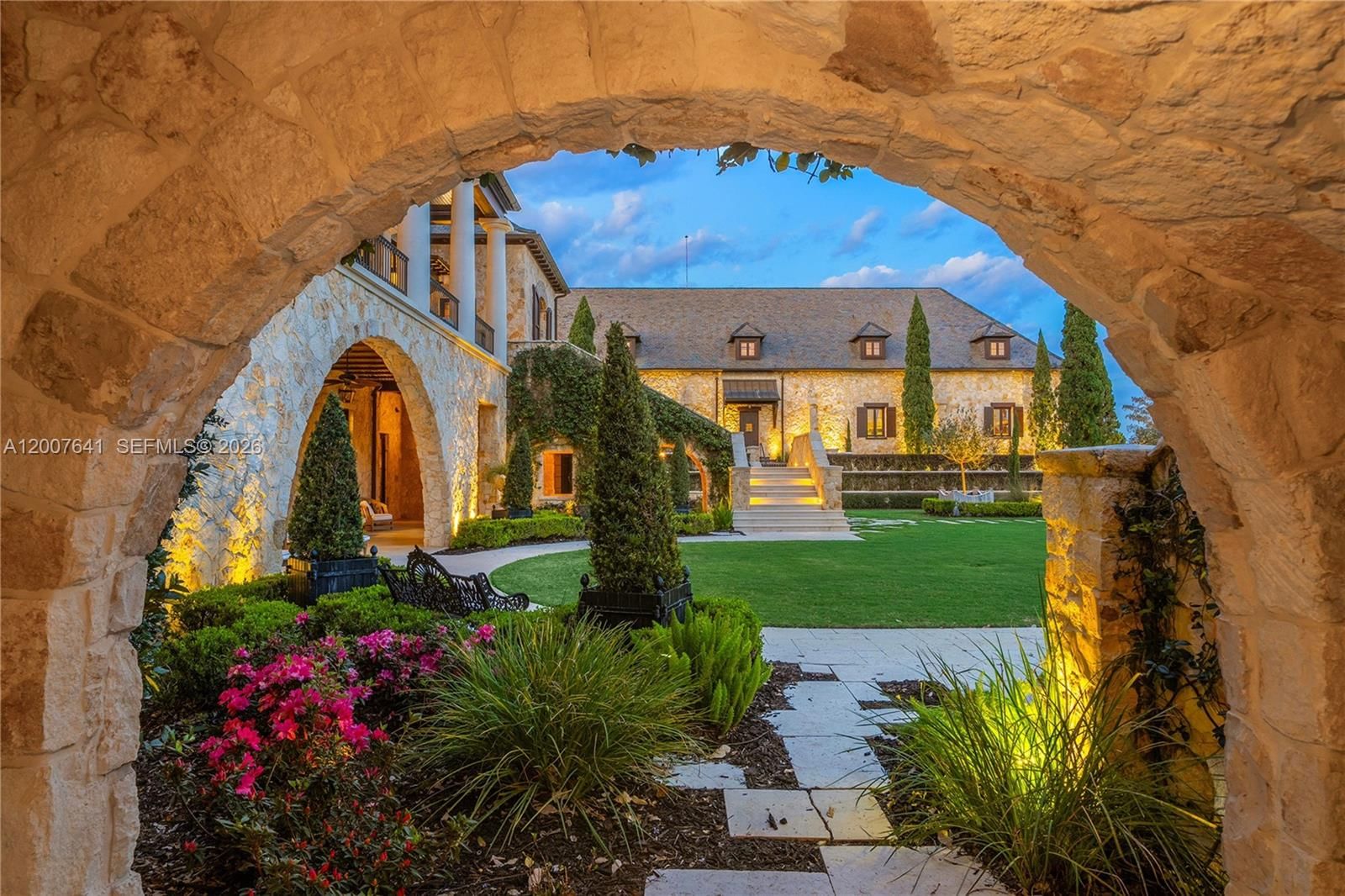 Real estate property located at 12321 Fort King Hwy, Hillsborough, Lakt Thonotossasa, Tampa, FL