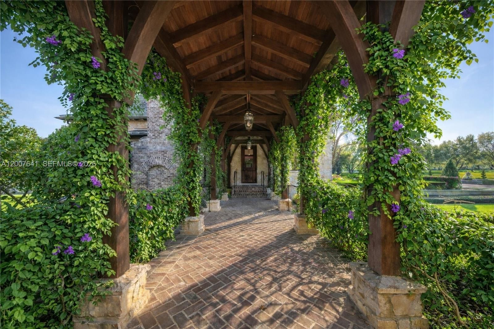 Real estate property located at 12321 Fort King Hwy, Hillsborough, Lakt Thonotossasa, Tampa, FL