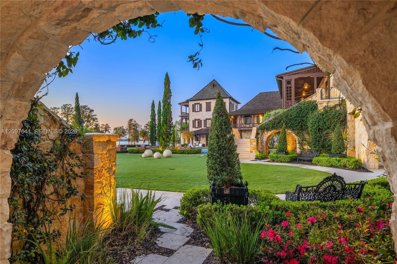 Real estate property located at 12321 Fort King Hwy, Hillsborough, Lakt Thonotossasa, Tampa, FL