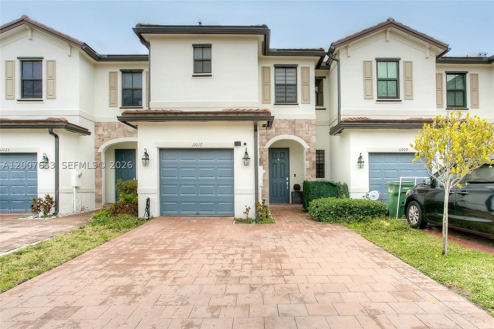 Real estate property located at 11017 33rd Way, Miami-dade, Aquabella North Replat, Hialeah, FL