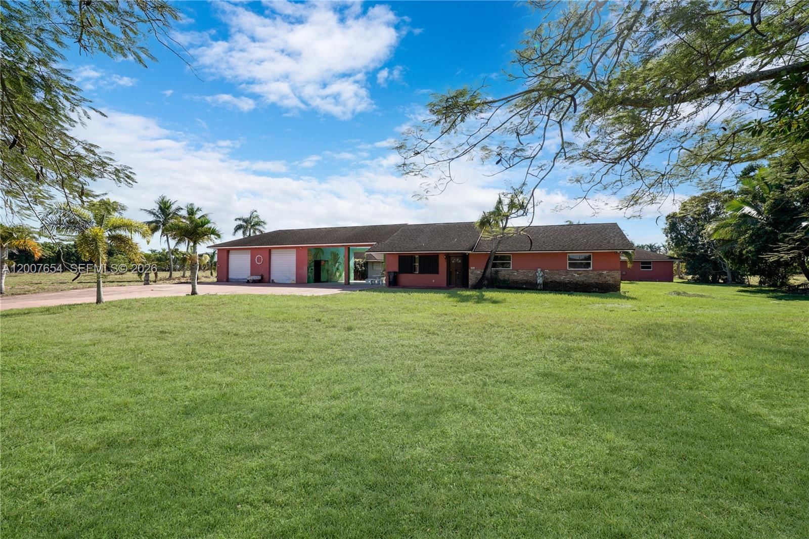 Real estate property located at 20000 216th St, Miami-dade, Redland, Miami, FL