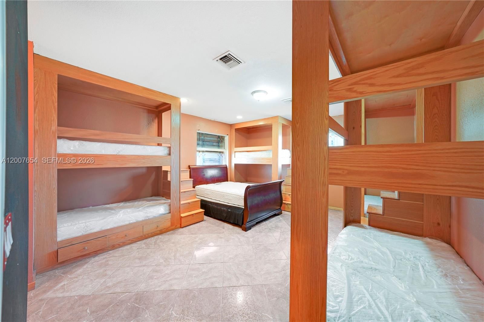 Real estate property located at 20000 216th St, Miami-dade, Redland, Miami, FL