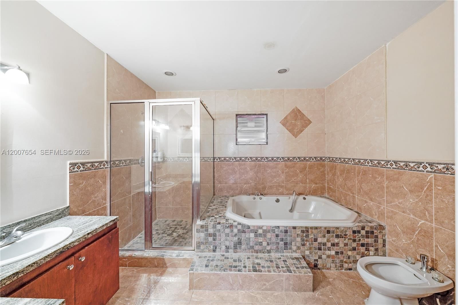 Real estate property located at 20000 216th St, Miami-dade, Redland, Miami, FL