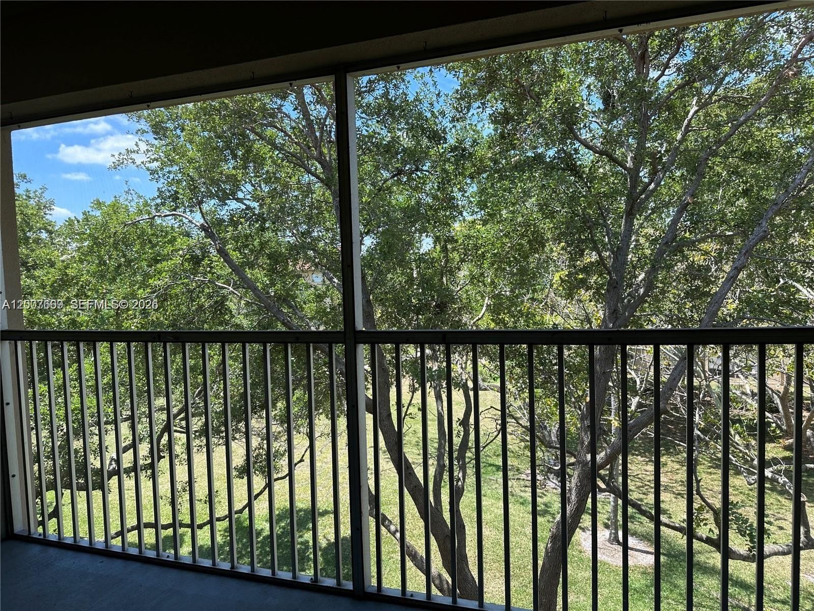 Real estate property located at , Broward, Cambridge At Century Vill, Pembroke Pines, FL