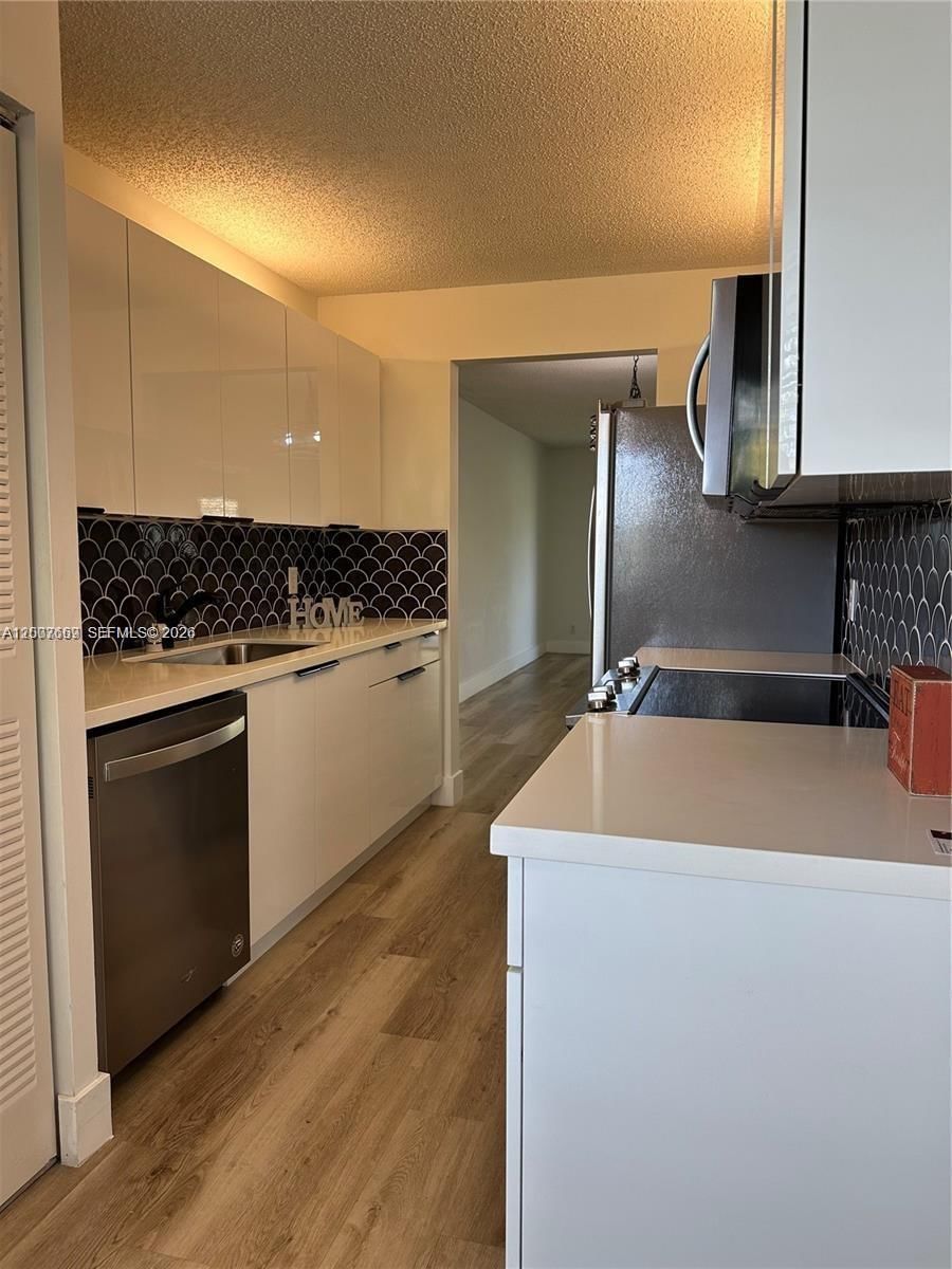 Real estate property located at , Broward, Cambridge At Century Vill, Pembroke Pines, FL