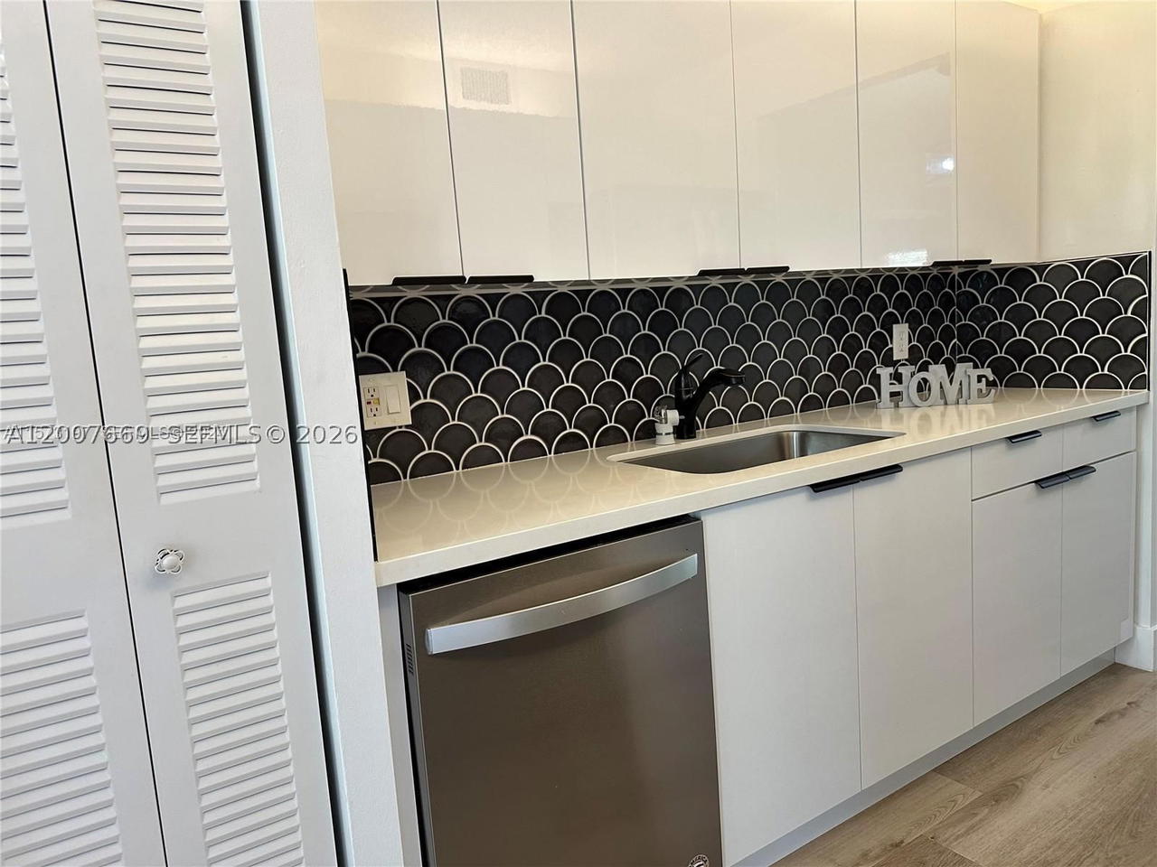 Real estate property located at 1300 124th Ter #408P, Broward, Cambridge At Century Vill, Pembroke Pines, FL