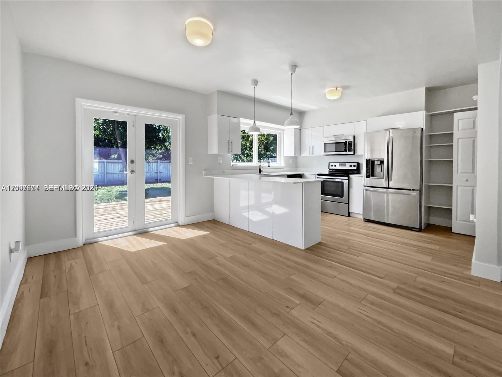 Real estate property located at 524 160th St, Miami-dade, Fulford Highlands 3 Addn, Miami, FL