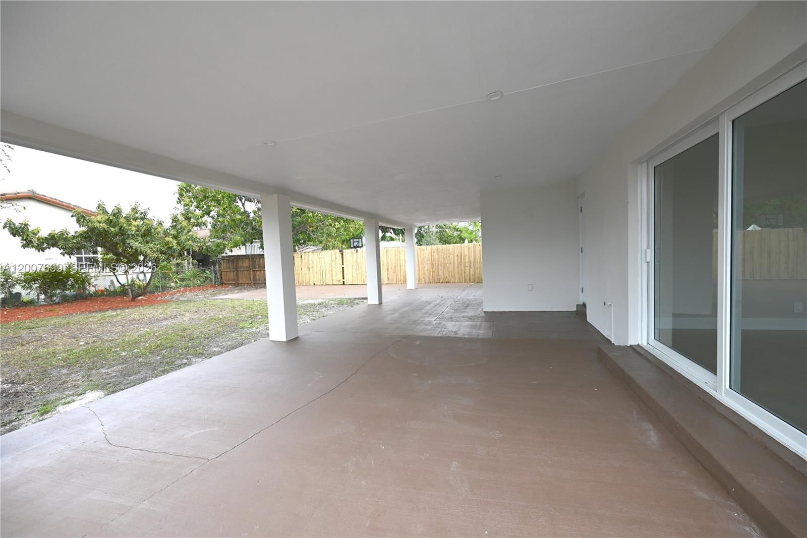 Real estate property located at 6615 4th St, Miami-dade, Fairlawn, Miami, FL