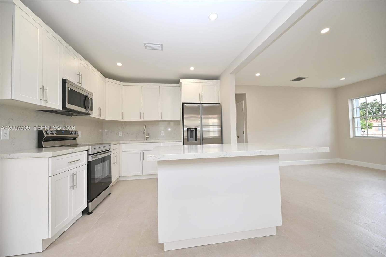 Real estate property located at 6615 4th St, Miami-dade, Fairlawn, Miami, FL