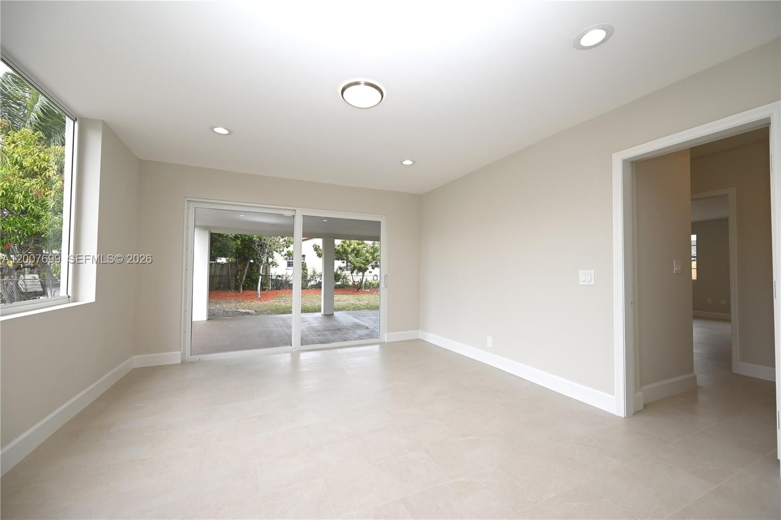 Real estate property located at 6615 4th St, Miami-dade, Fairlawn, Miami, FL