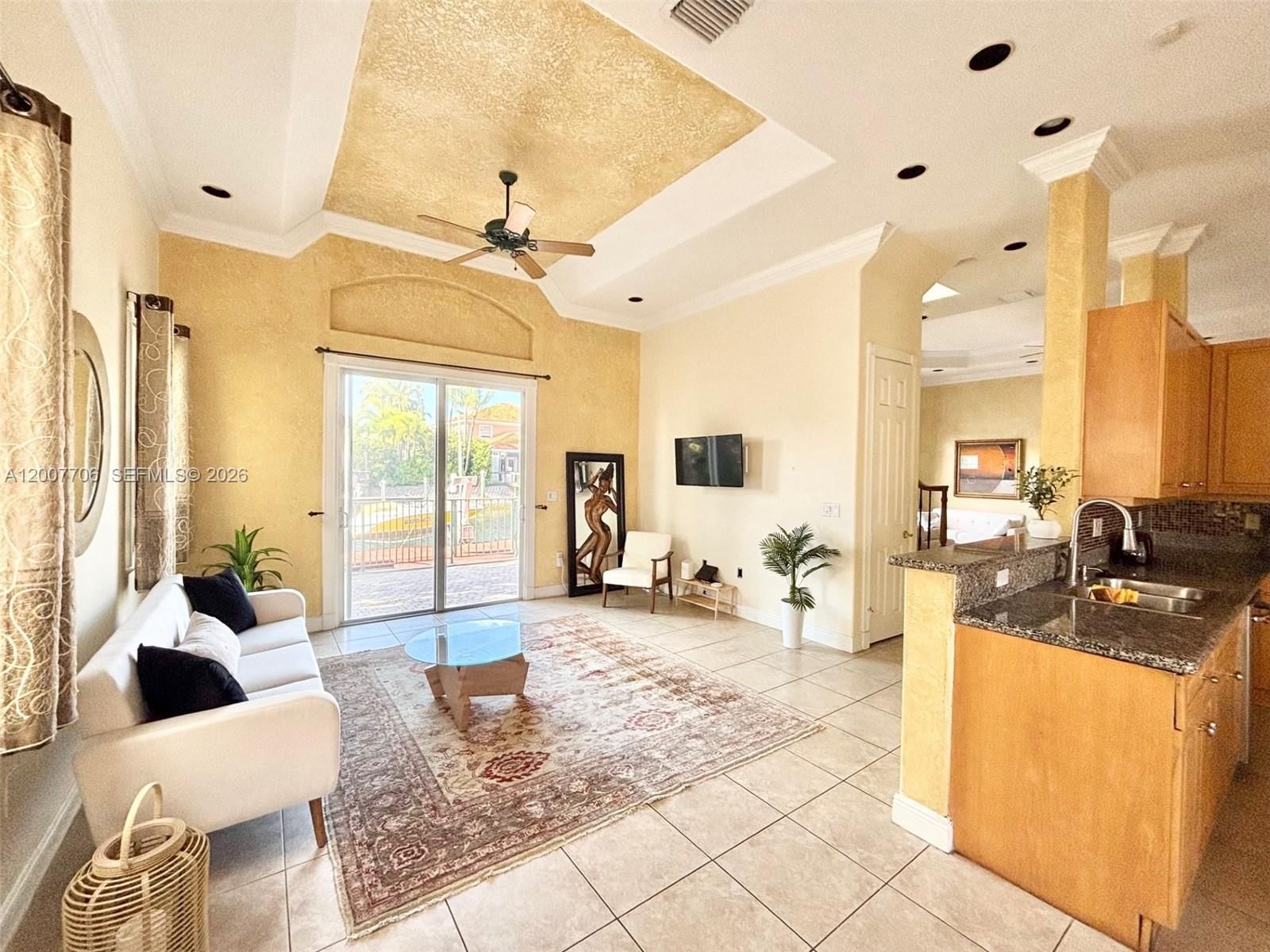 Real estate property located at 1141 Waterside Ln, Broward, Three Islands 3rd Section, Hollywood, FL