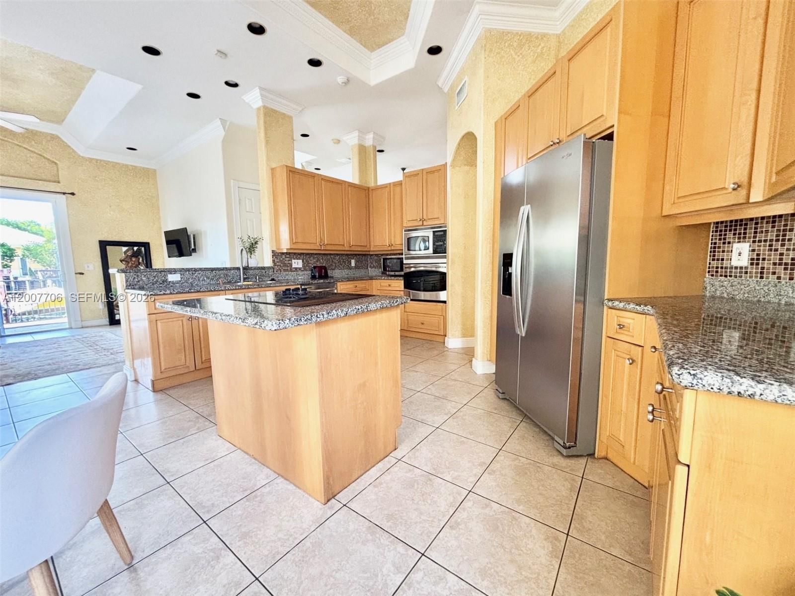 Real estate property located at 1141 Waterside Ln, Broward, Three Islands 3rd Section, Hollywood, FL