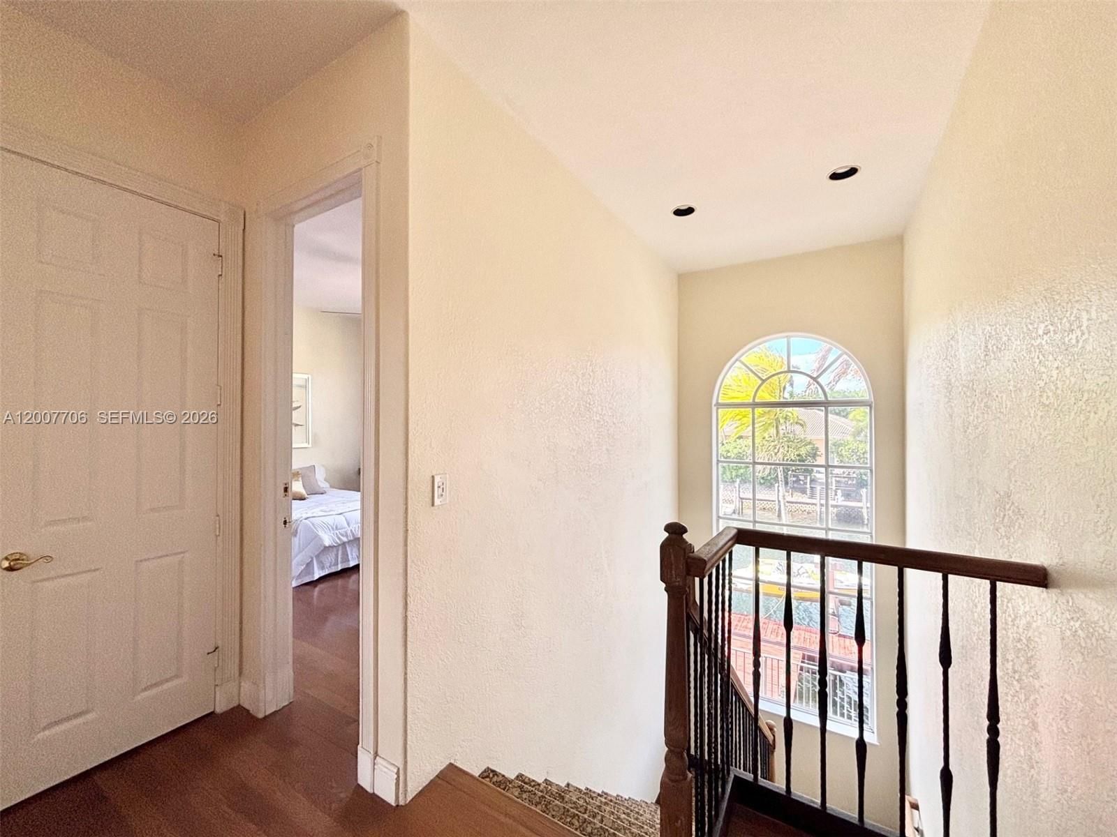 Real estate property located at 1141 Waterside Ln, Broward, Three Islands 3rd Section, Hollywood, FL