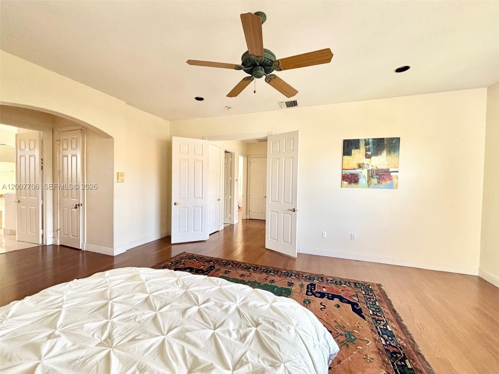 Real estate property located at 1141 Waterside Ln, Broward, Three Islands 3rd Section, Hollywood, FL