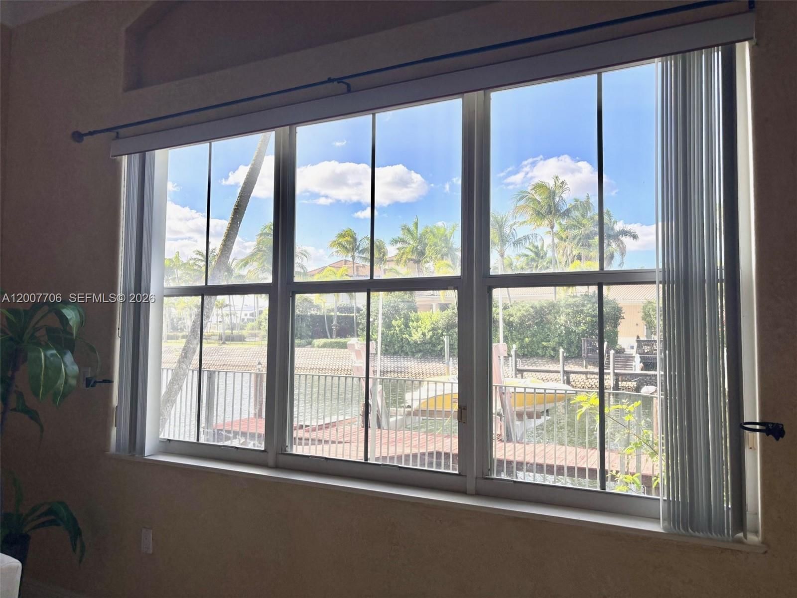 Real estate property located at 1141 Waterside Ln, Broward, Three Islands 3rd Section, Hollywood, FL