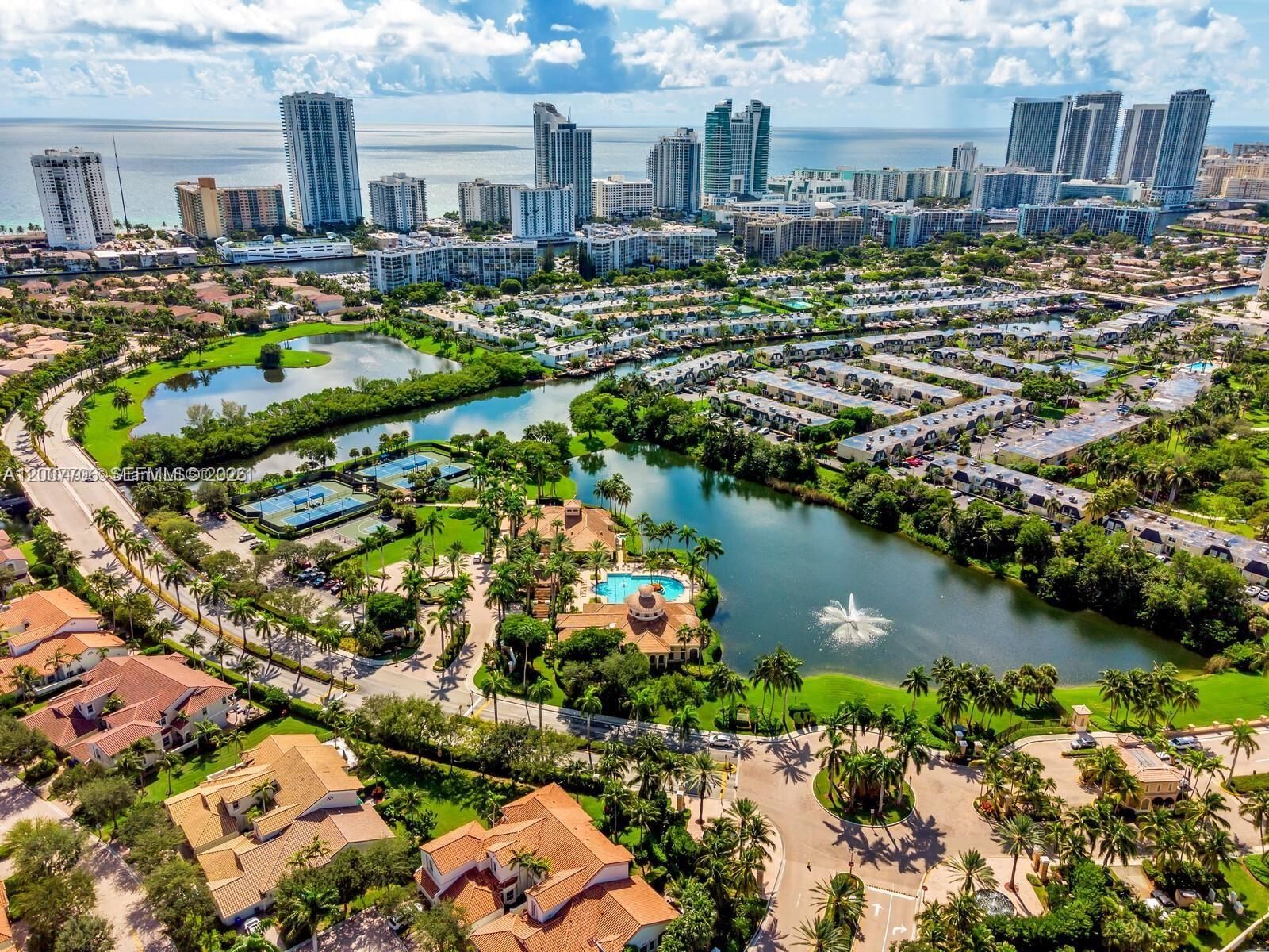 Real estate property located at 1141 Waterside Ln, Broward, Three Islands 3rd Section, Hollywood, FL