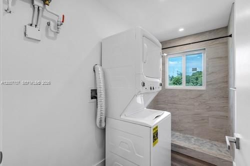 Real estate property located at 13770 192nd St, Miami-dade, 5.5 Acre W 4/3 Crossfenced, Miami, FL