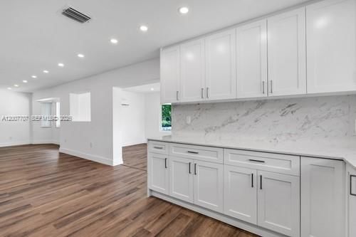 Real estate property located at 13770 192nd St, Miami-dade, 5.5 Acre W 4/3 Crossfenced, Miami, FL