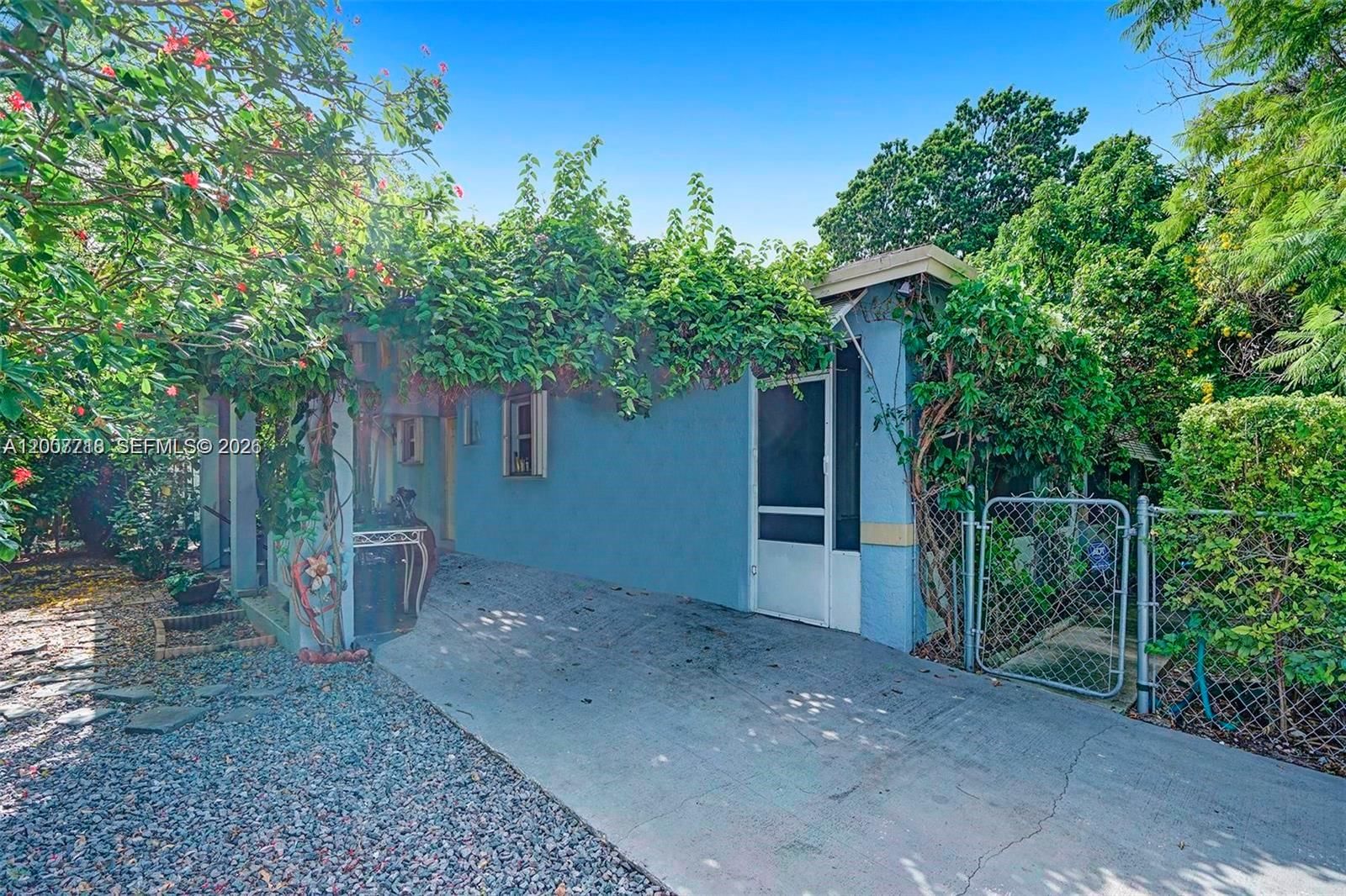 Real estate property located at 621 24th Ave, Broward, Hollywood Little Ranches, Hollywood, FL