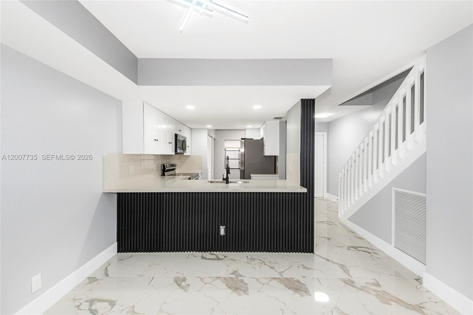 Real estate property located at 7111 42nd Pl, Broward, Orange Plat, Davie, FL