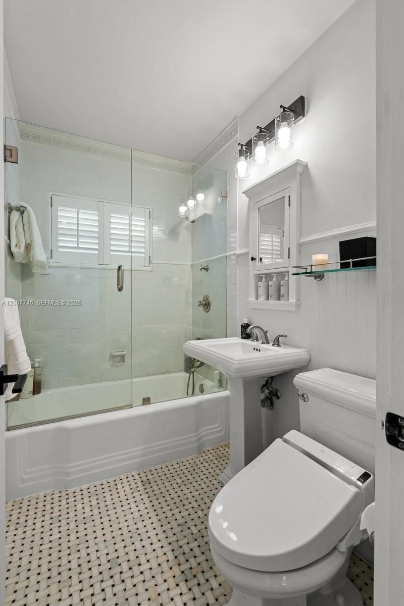 Real estate property located at 11790 8th Ave, Miami-dade, Griffing Biscayne Park Es, Biscayne Park, FL