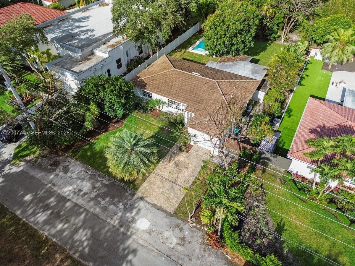 Real estate property located at 11790 8th Ave, Miami-dade, Griffing Biscayne Park Es, Biscayne Park, FL