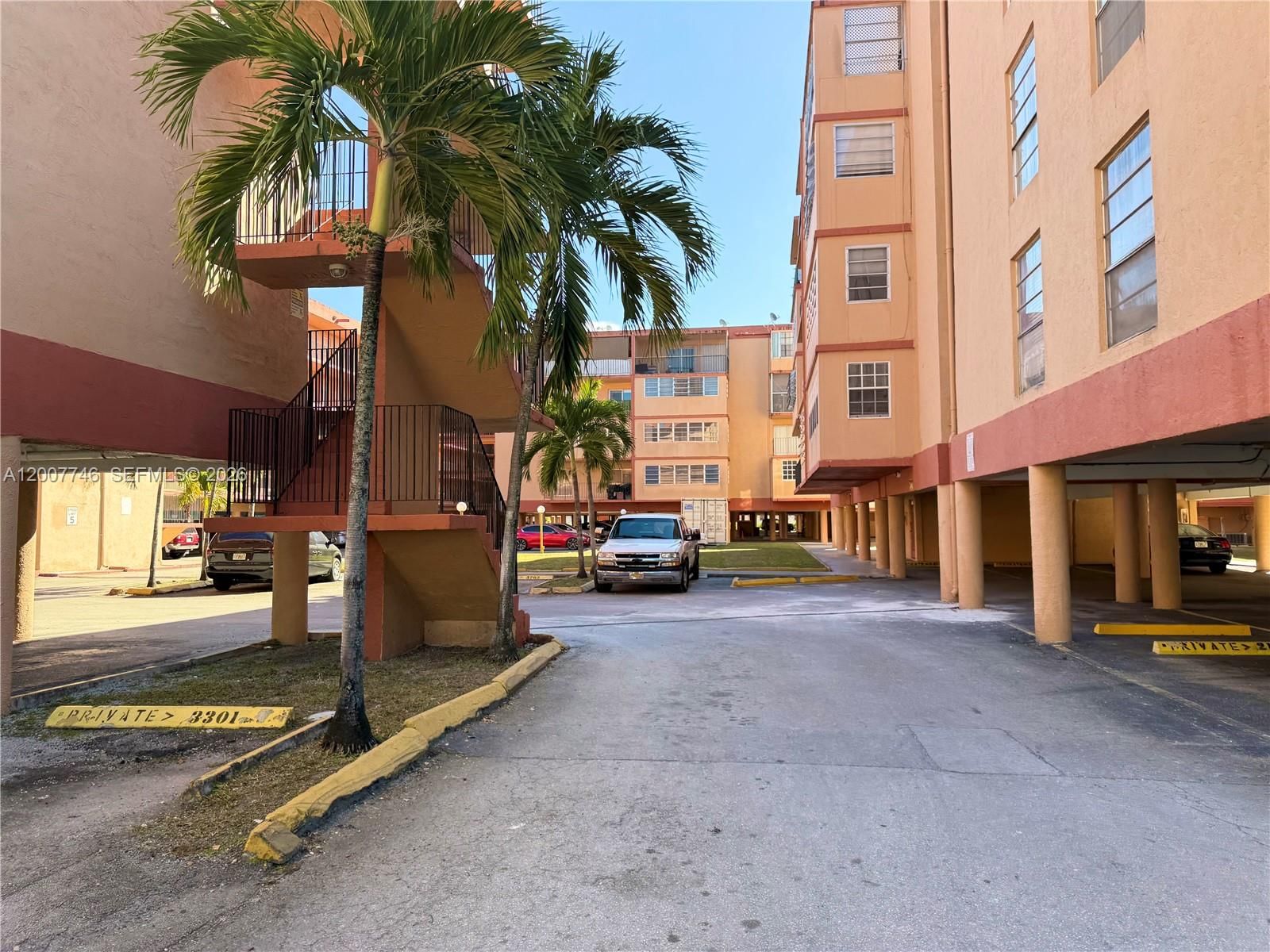 Real estate property located at 1850 56th St #2404, Miami-dade, Palm-east Gardens Condo, Hialeah, FL