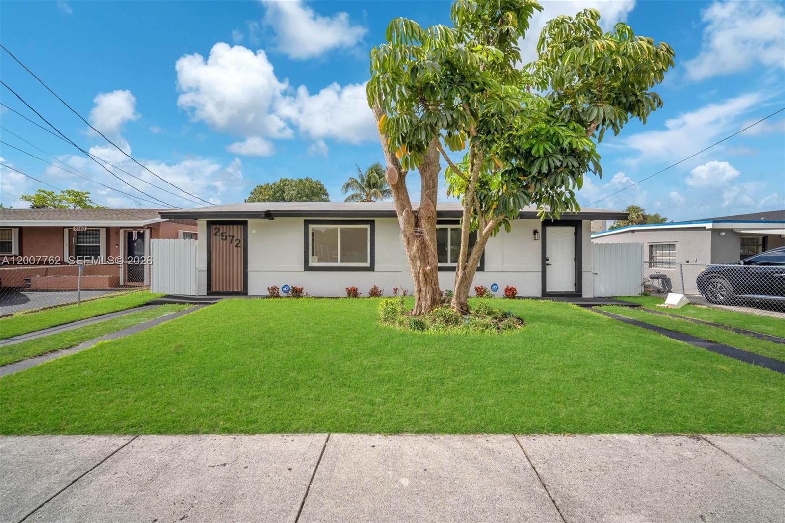 Real estate property located at 2572 20th St, Broward, North West Lauderdale, Fort Lauderdale, FL