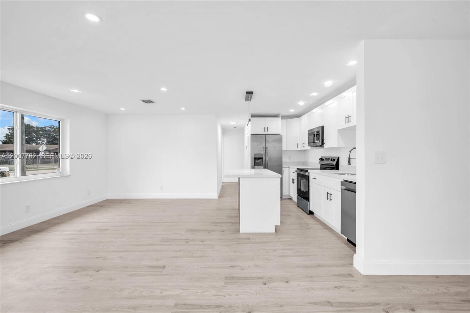 Real estate property located at 2572 20th St, Broward, North West Lauderdale, Fort Lauderdale, FL