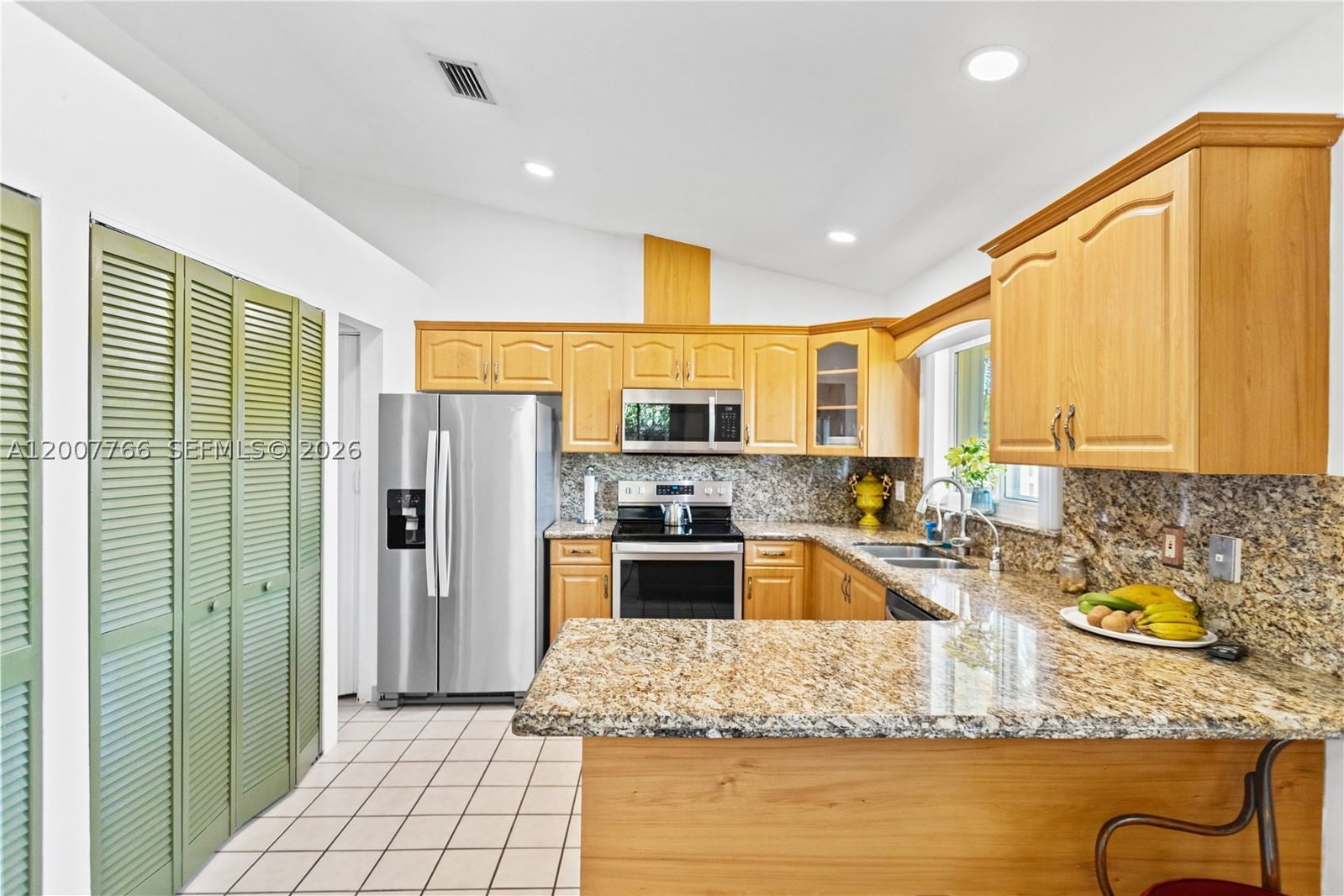 Real estate property located at 6450 13th St, Broward, Beaumont, Plantation, FL
