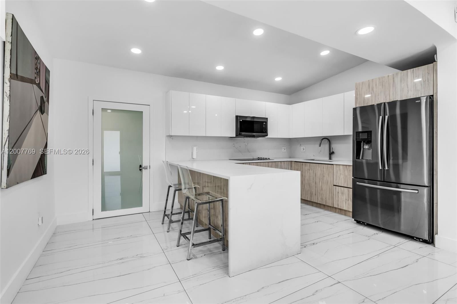 Real estate property located at 4041 117th Ave, Miami-dade, Westwood Lake, Miami, FL