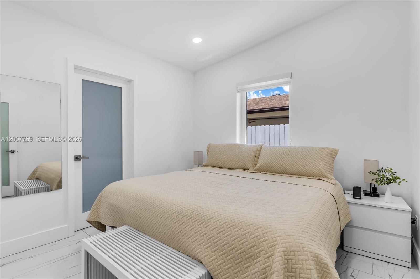 Real estate property located at 4041 117th Ave, Miami-dade, Westwood Lake, Miami, FL