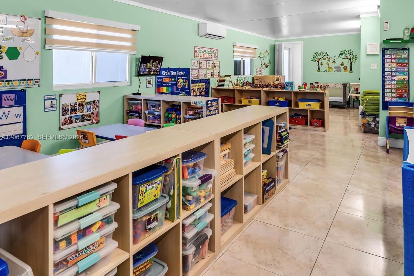 Real estate property located at 4041 117th Ave, Miami-dade, Westwood Lake, Miami, FL