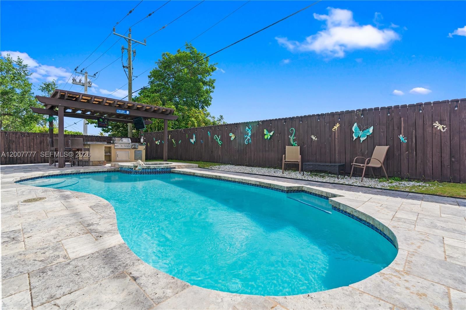 Real estate property located at 9500 Caribbean Blvd, Miami-dade, South Coral Homes Sec 2, Cutler Bay, FL