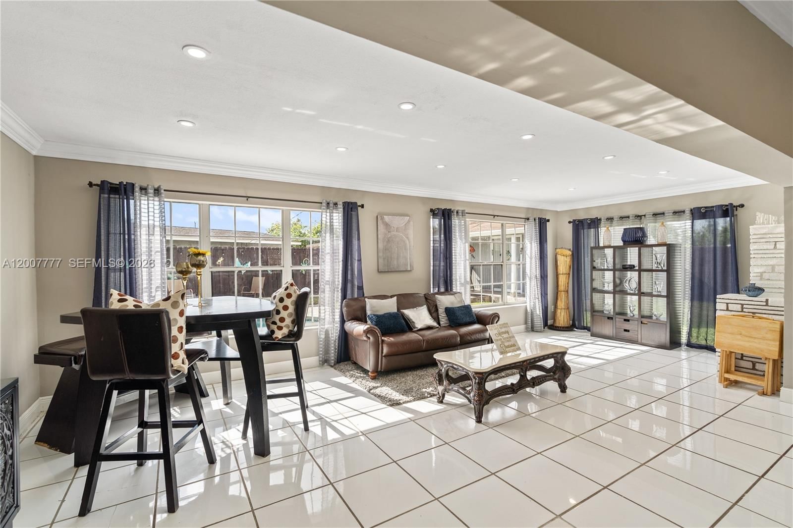 Real estate property located at 9500 Caribbean Blvd, Miami-dade, South Coral Homes Sec 2, Cutler Bay, FL