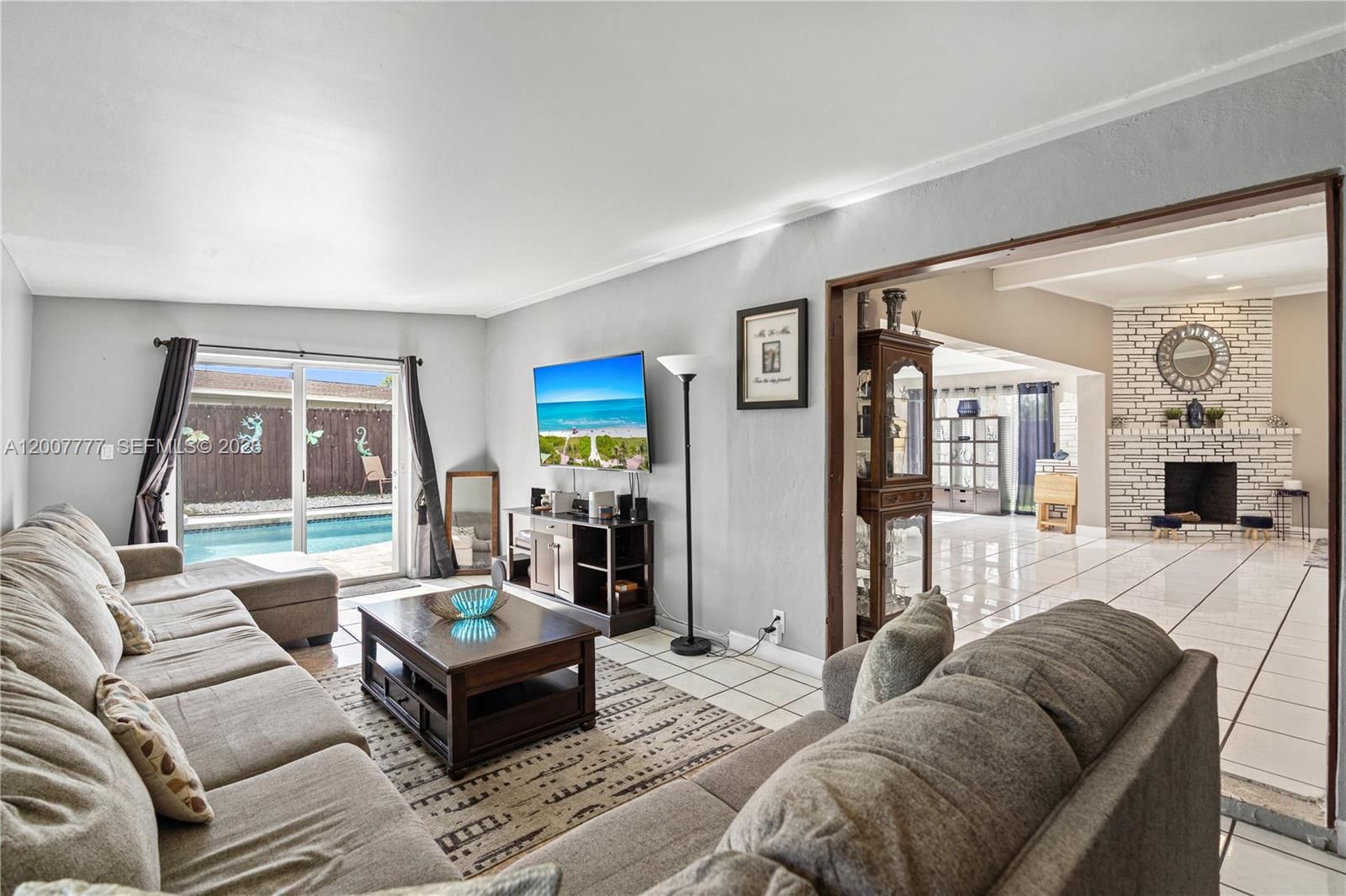 Real estate property located at 9500 Caribbean Blvd, Miami-dade, South Coral Homes Sec 2, Cutler Bay, FL