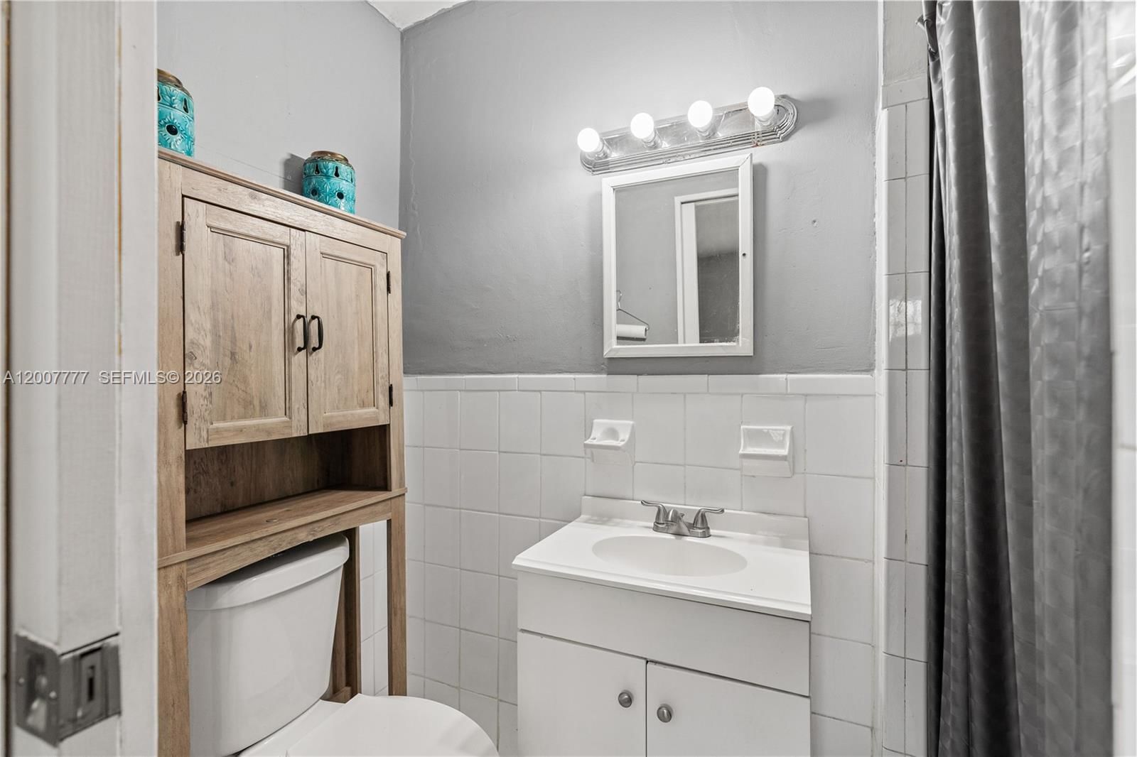 Real estate property located at 9500 Caribbean Blvd, Miami-dade, South Coral Homes Sec 2, Cutler Bay, FL