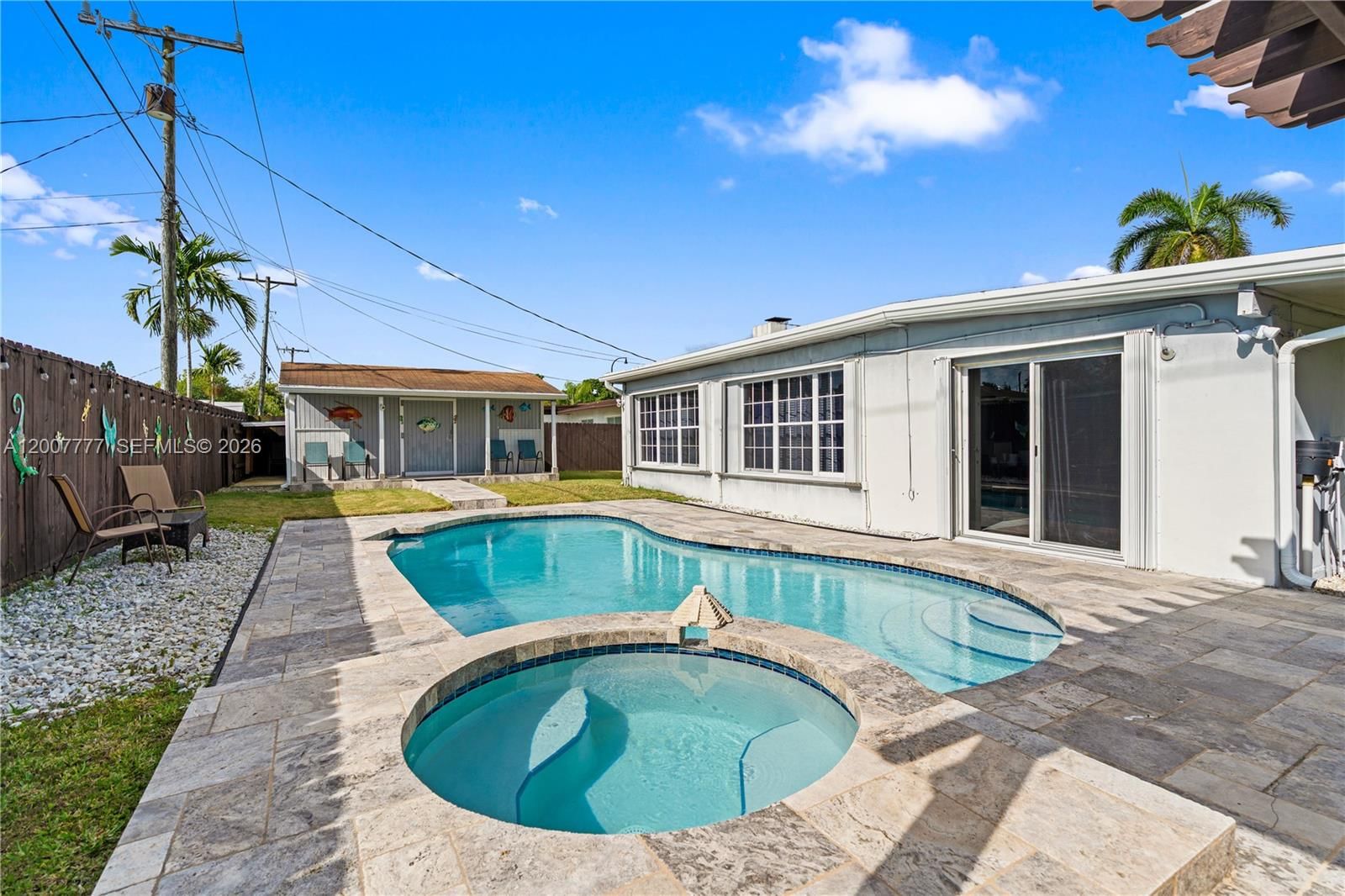 Real estate property located at 9500 Caribbean Blvd, Miami-dade, South Coral Homes Sec 2, Cutler Bay, FL