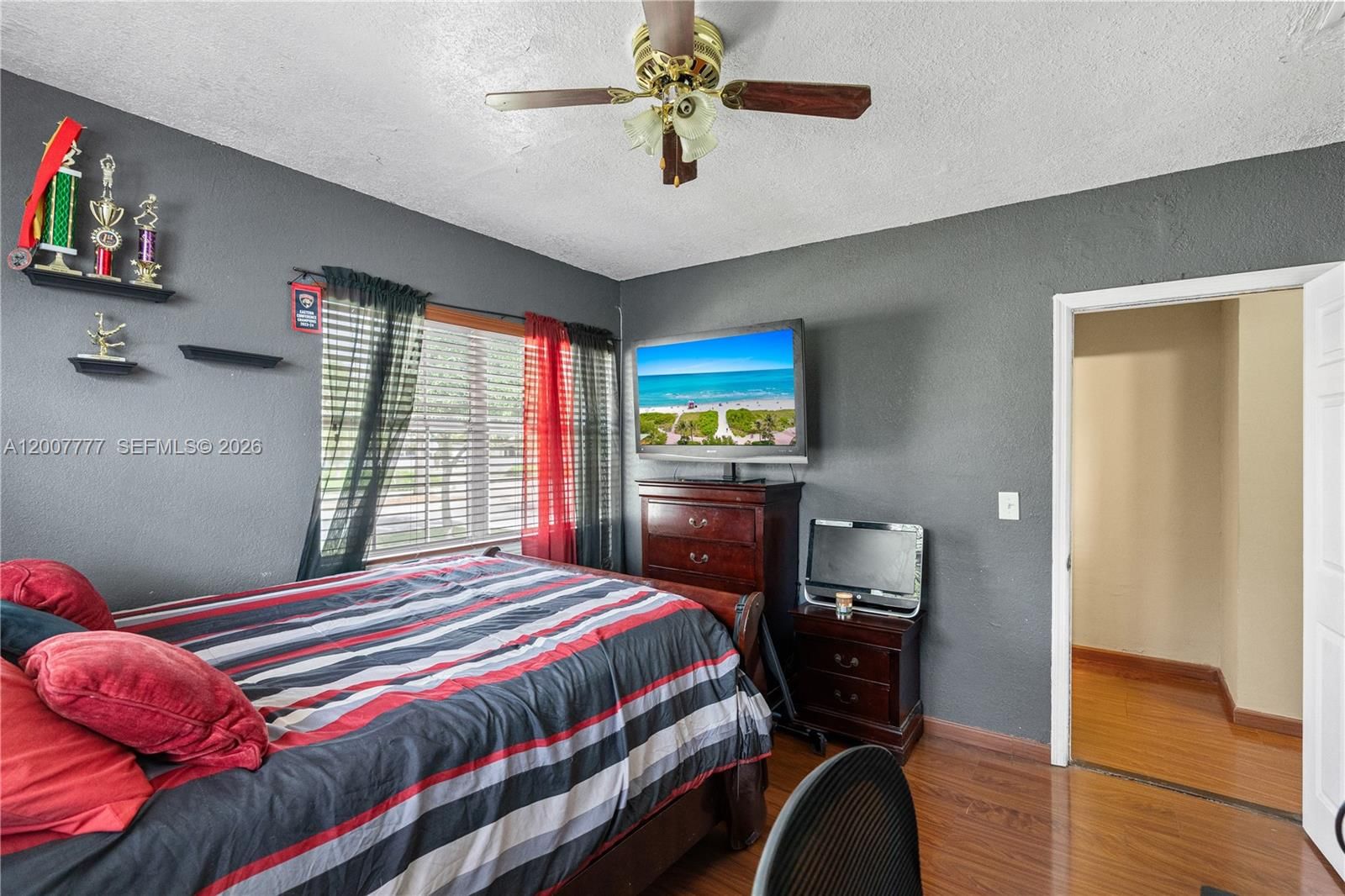 Real estate property located at 9500 Caribbean Blvd, Miami-dade, South Coral Homes Sec 2, Cutler Bay, FL